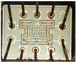 控制Apollo航天器（1960年代）的计算机的逻辑NOR IC组件。